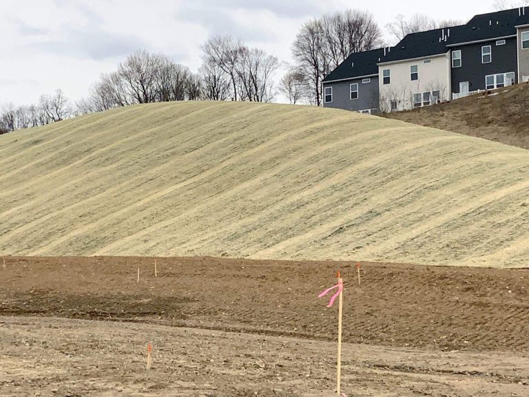 straw erosion blanket