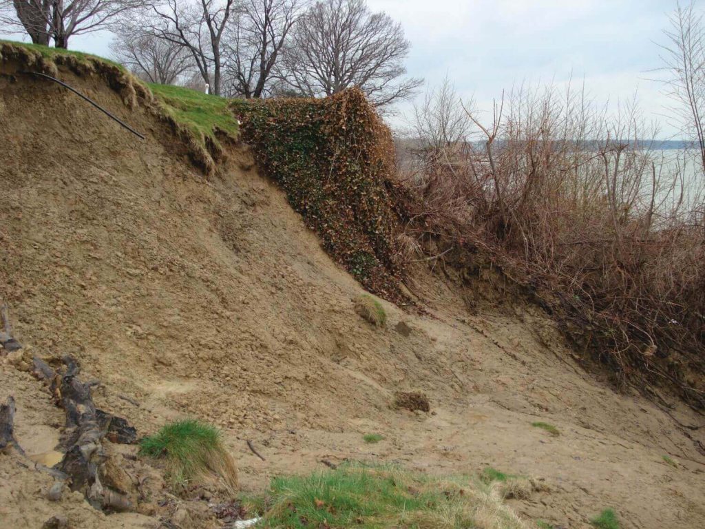 GreenLoxx Non-MSE Shore Stabilization - Lake Erie Ohio - BEFORE