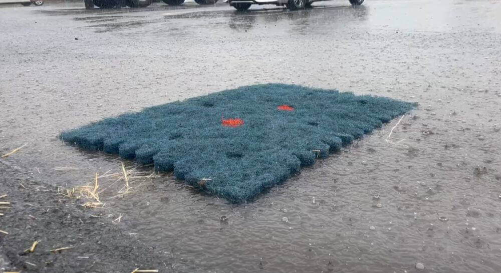 Blackhawk_parking-lot
