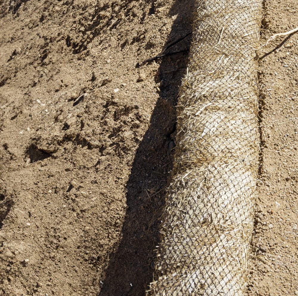 Straw Wattle: Contouring, Perimeter, and Sediment Control
